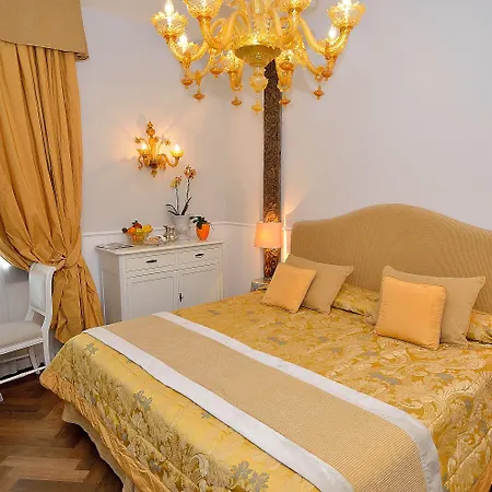 إنيس 4* البندقية-ليدو