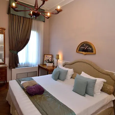 فندق مبيت وإفطار إنيس 2*
