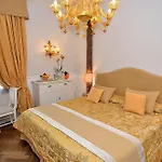 Ines Bed & Breakfast 4*