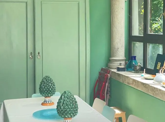 Alojamento de Acomodação e Pequeno-almoço Ines 4*