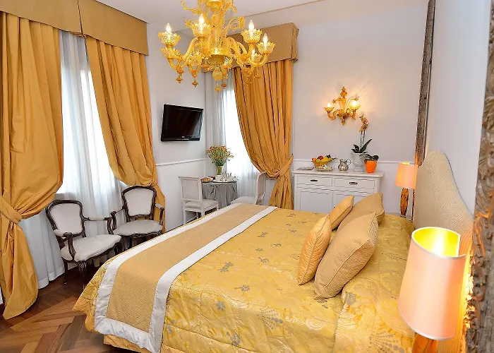 Ines Lido di Venezia